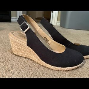 Sling back fabric wedges